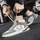 Modernas vīriešu augstās kedas no eko ādas ar aplikāciju