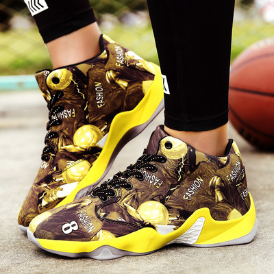 Vīriešu ikdienas kedas ar aplikācijām un mežģīnēm