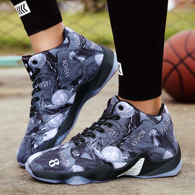 Vīriešu ikdienas kedas ar aplikācijām un mežģīnēm