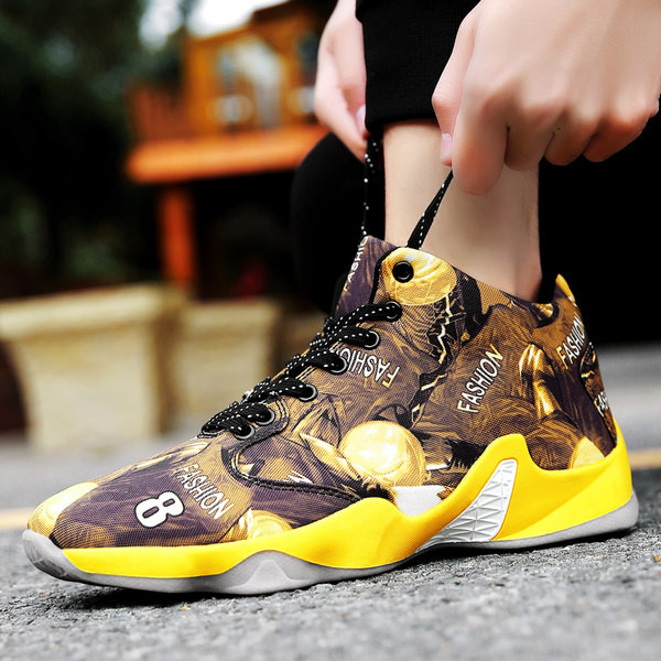 Vīriešu ikdienas kedas ar aplikācijām un mežģīnēm