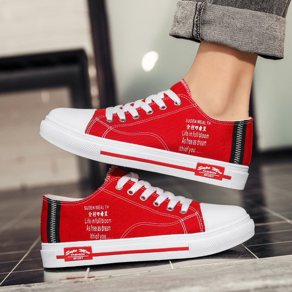 Vīriešu audekla kedas ar aplikācijām un mežģīnēm