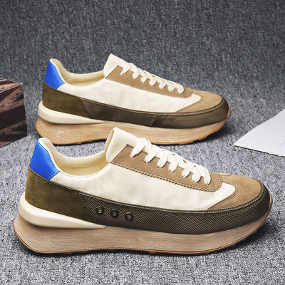 Jauns vīriešu kedu modelis ar plakanu augsto zoli