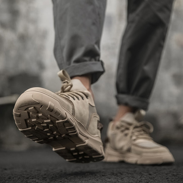 Meeste tekstiilist tossud kirja ja paeltega - ümara mustriga