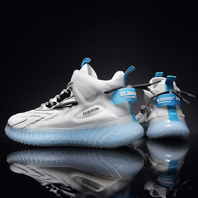 Jauns vīriešu puszābaku modelis no eko ādas un tekstila