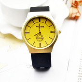 Modern férfi karóra - három színben