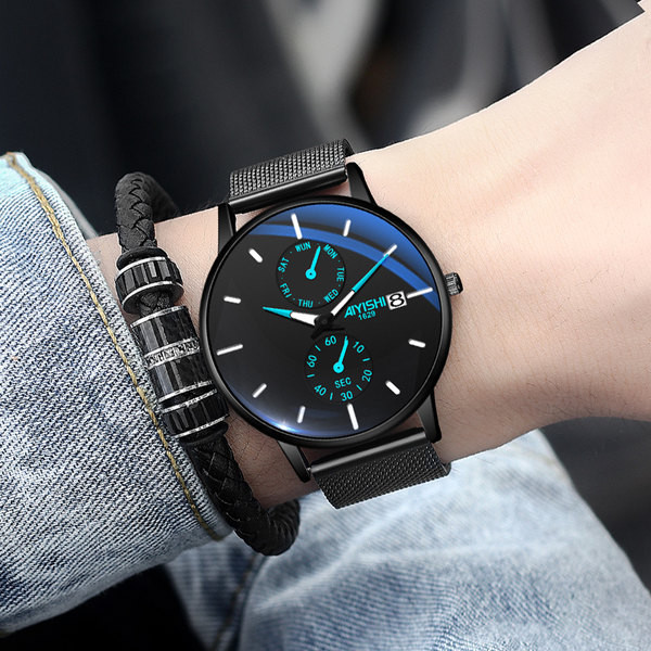 Mūsdienu vīriešu apaļais pulkstenis