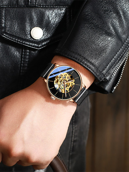 Vīriešu ūdensizturīgs pulkstenis ar pretskrāpējumu stiklu