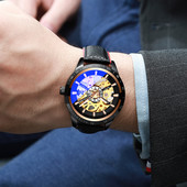 Mehānisks vīriešu pulkstenis ar metāla siksniņu