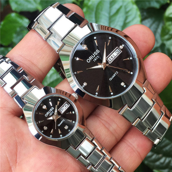 Pulkstenis vīriešiem un sievietēm apaļā formā ar tērauda siksniņu