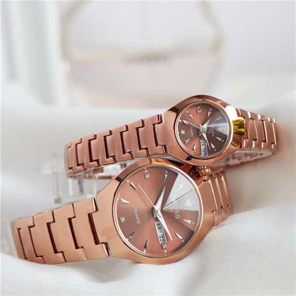 Pulkstenis vīriešiem un sievietēm apaļā formā ar tērauda siksniņu