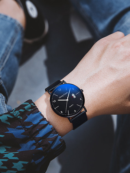 Férfi ultravékony karóra vízálló és cseppálló