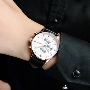 Stilīgs vīriešu pulkstenis ar ādas siksniņu