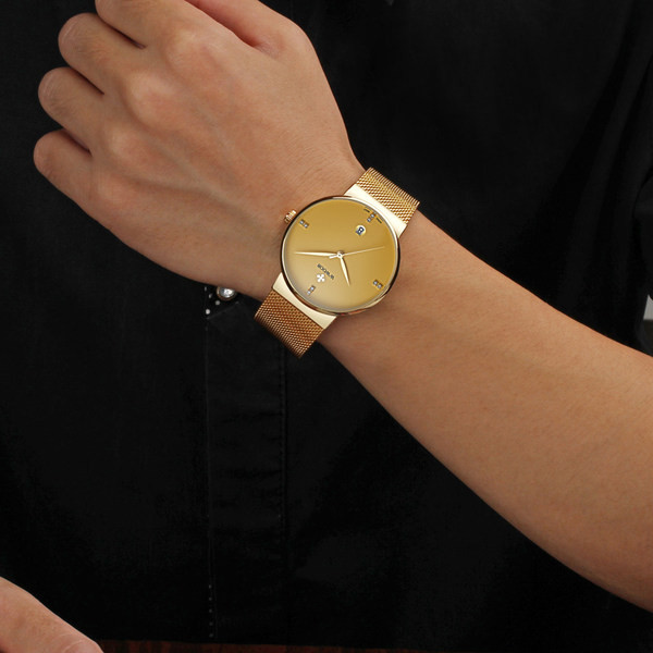 Vīriešu pulkstenis apaļā formā