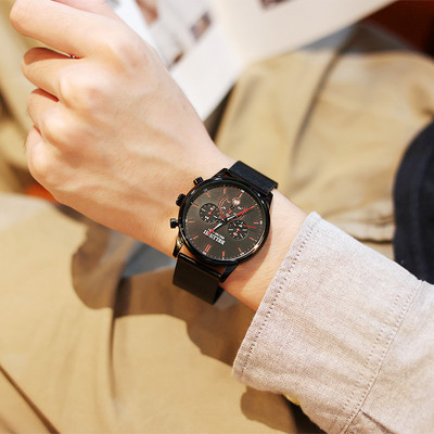 Vīriešu pulkstenis ar krāsainiem rādītājiem - apaļa forma