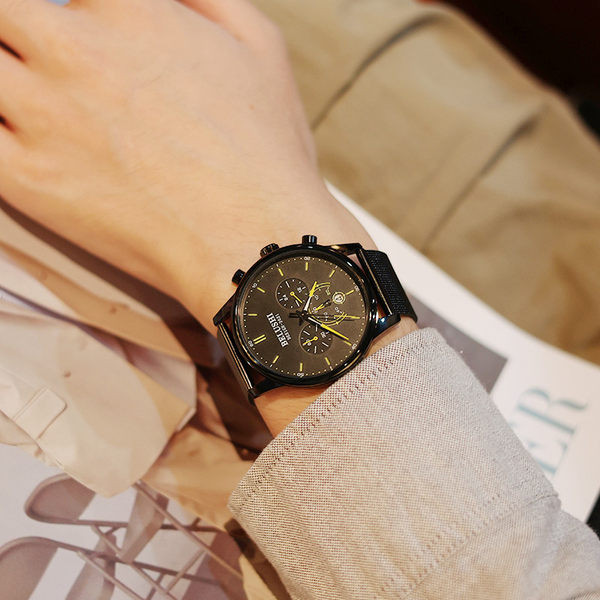 Vīriešu pulkstenis ar krāsainiem rādītājiem - apaļa forma