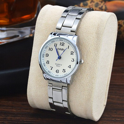 Moderns pulkstenis ar tērauda siksniņu - vīriešiem un sievietēm