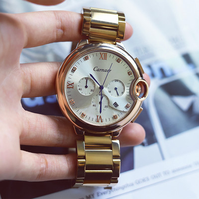 Rozsdamentes acélból készült férfi karóra