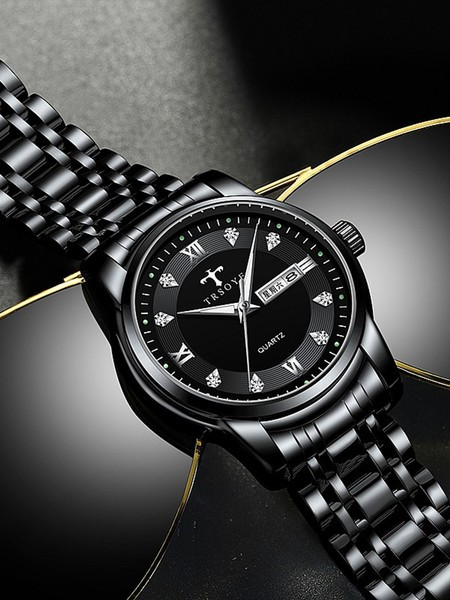 Moodne meeste käekell – mitmes värvitoonis