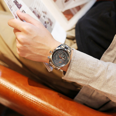 Roostevabast terasest rihmaga meeste käekell