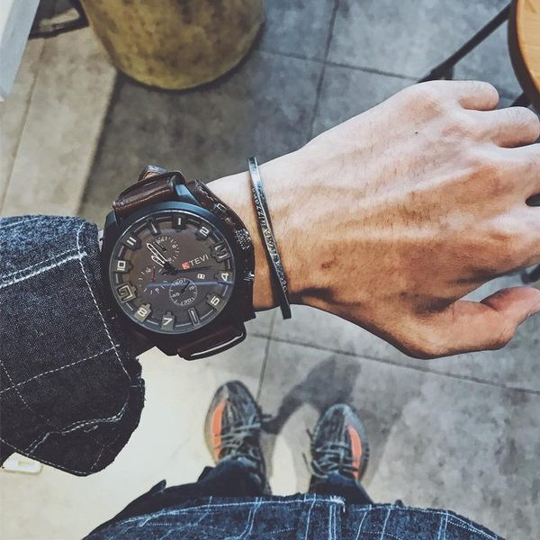 Καθημερινό ρολόι με δερμάτινο λουράκι για άντρες
