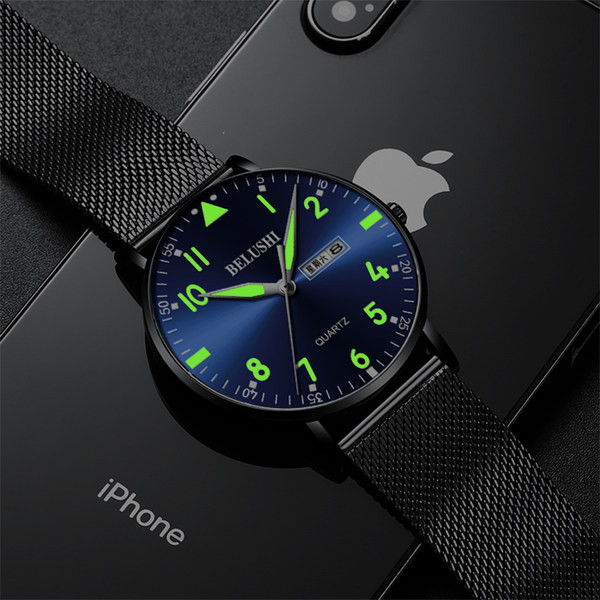 Napi férfi karóra fluoreszkáló mutatókkal