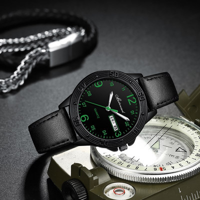 Igapäevane käekell värviliste näpunäidete ja ökonahast rihmaga