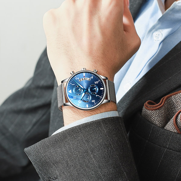 Vízálló férfi karóra - ultra vékony fém szíjjal