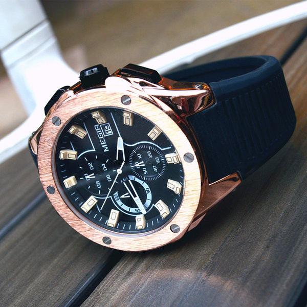 Veekindel meeste käekell kummist rihmaga