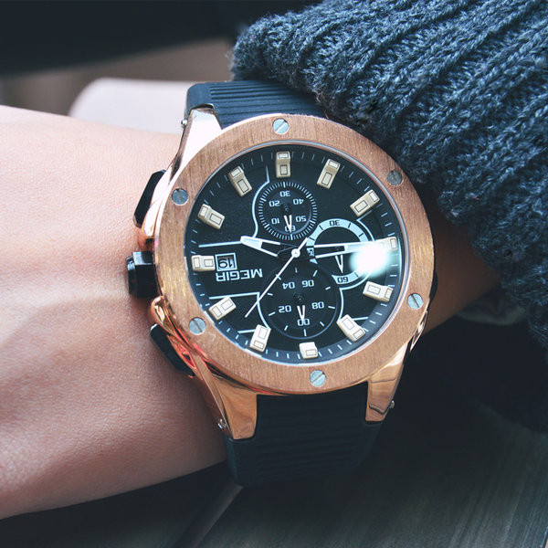 Veekindel meeste käekell kummist rihmaga