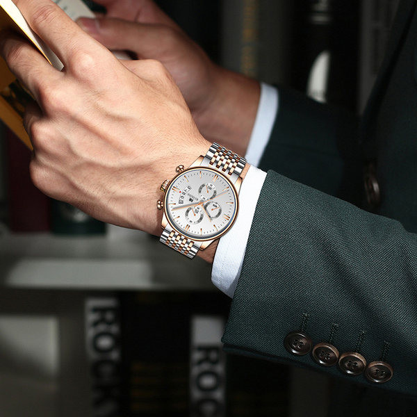 Roostevabast terasest rihmaga meeste käekell