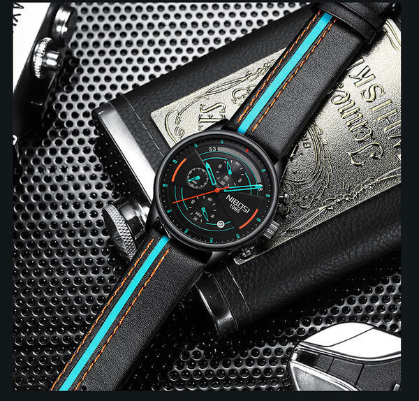 Férfi karóra színes mutatókkal - két modell