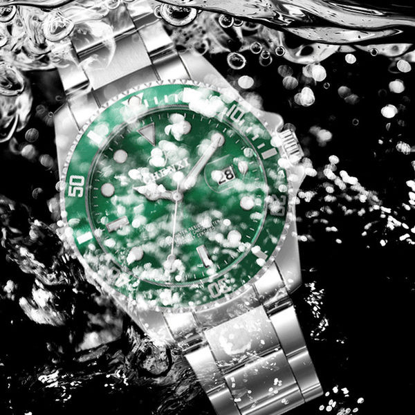 Kaasaegne mitmes värvitoonis terasrihmaga meeste käekell