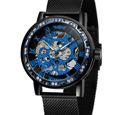 Jauns pulksteņa modelis apaļā formā un tērauda siksniņā