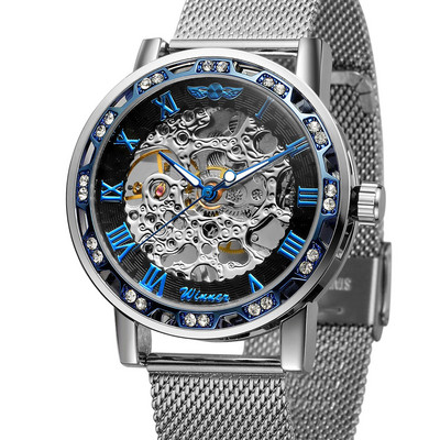 Jauns pulksteņa modelis apaļā formā un tērauda siksniņā