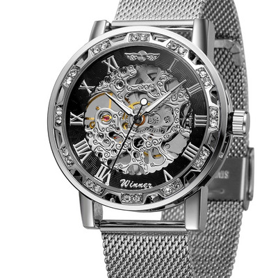 Jauns pulksteņa modelis apaļā formā un tērauda siksniņā