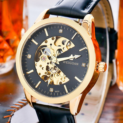 Elegants vīriešu pulkstenis ar mākslīgās ādas siksnām