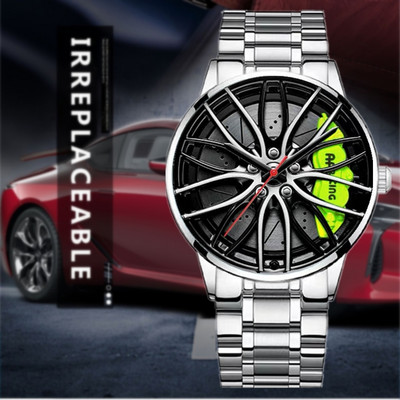 Nem szabványos kialakítású férfi napi karóra