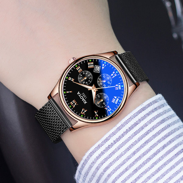 Modern vízálló óra világító mutatókkal