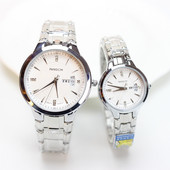 Modern karóra acél szíjjal, férfiaknak és nőknek