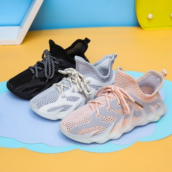 Hingavad sporditossud tüdrukutele ja poistele