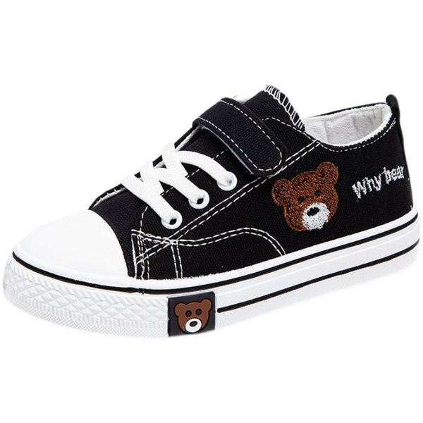 Tikandi ja kleebisega laste tekstiilist tossud