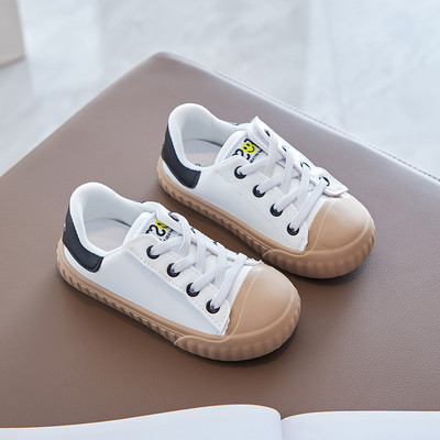 Детски кецове с равна подметка и връзки