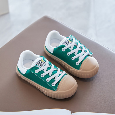 Детски кецове с равна подметка и връзки