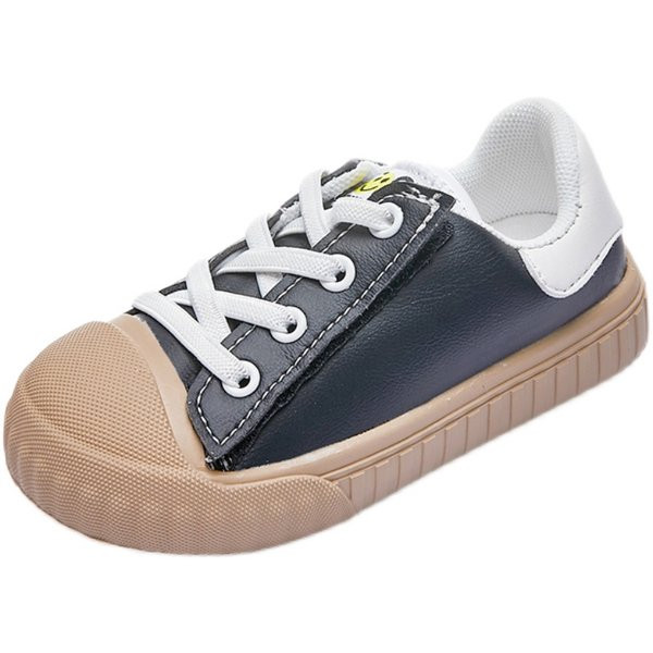 Детски кецове с равна подметка и връзки