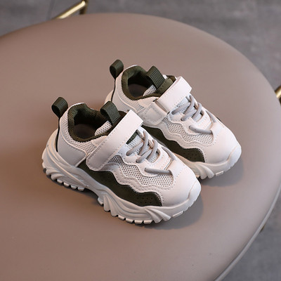 Kleebise ja pehme tallaga laste tossud