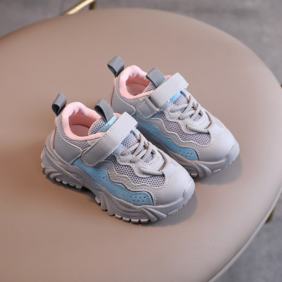 Kleebise ja pehme tallaga laste tossud