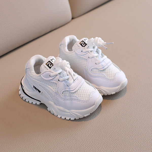 Bērnu sporta kedas ar šņorēm un sietu