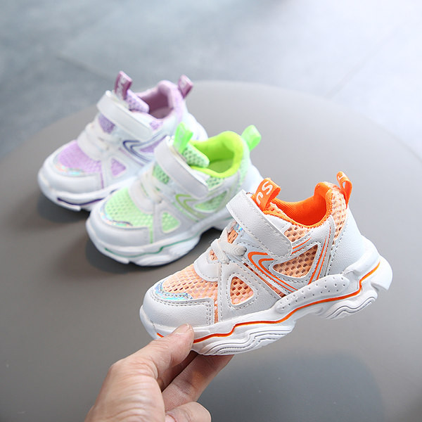 Jauns gaišo kedu modelis meitenēm