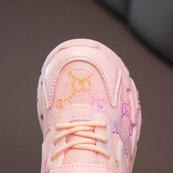 Kleebistega vabaaja tossud - tüdrukutele ja poistele