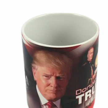 Чаша с лика на Доналд Тръмп
